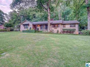 1505 Badham Dr, Vestavia Hills, AL 35216