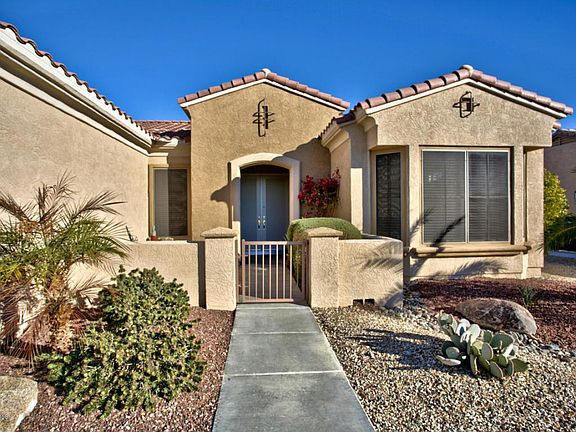 4th image of 17054 W Villagio Dr