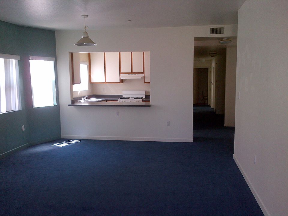 2nd image of 630 S Alvarado St APT 306