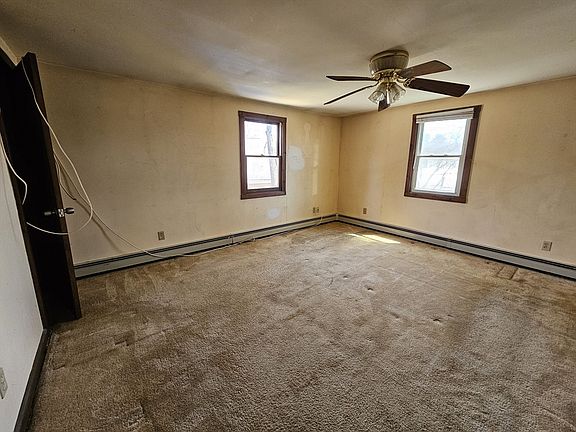 5th image of 33R Buttonwood Cir