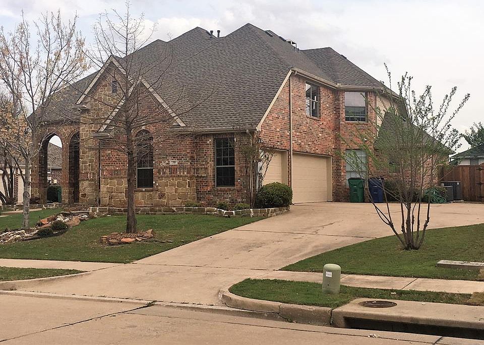 1st image of 318 Greenfield Dr