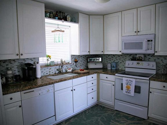 4th image of 301 Lake Shore Dr APT 510