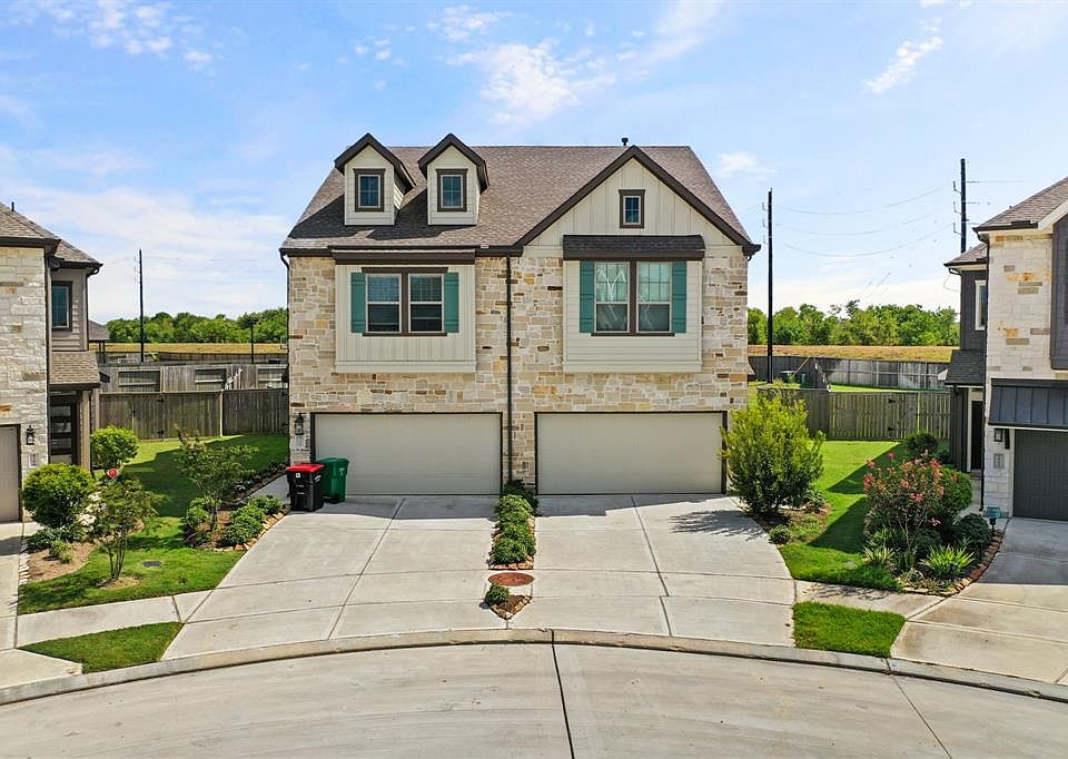 1st image of 8700 Laurel Crest Drive