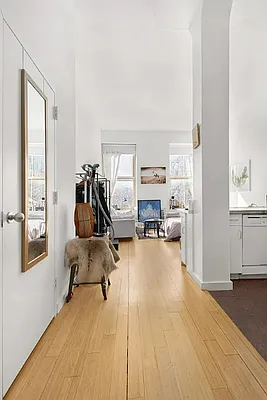 Rented by Living New York | media 2