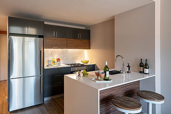 1st image of 222 Johnson Ave APT 6J