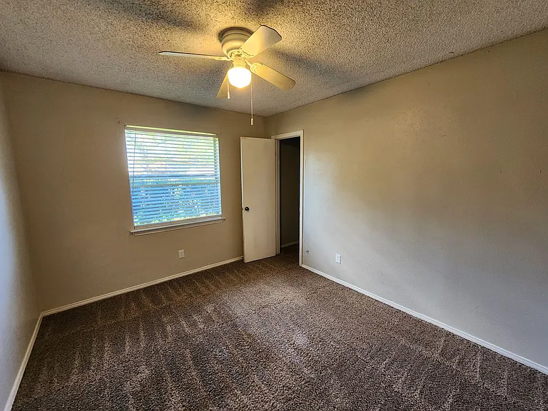 4617 Aspen Way — Photo 17