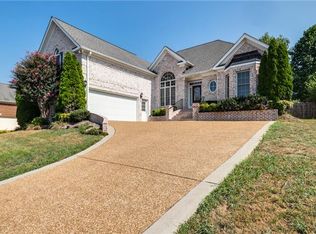 6028 Brentwood Chase Dr, Brentwood, TN 37027