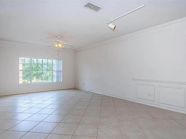 4305 Bayside Village Dr #304 — Photo 3