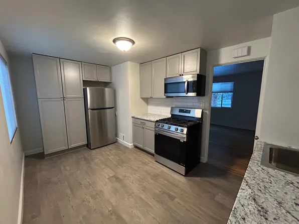 1229 E Caramillo St, Colorado Springs, CO 80909