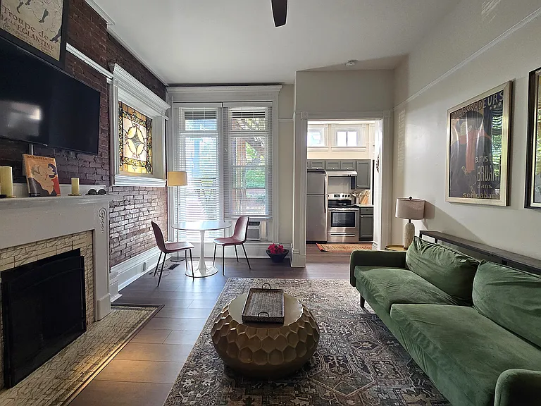 1468 S 4th St #2 — Photo 4