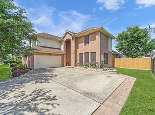 3630 Sunset Meadows Dr, Pearland, TX 77581