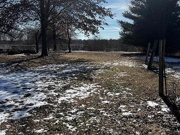 3rd image of 5997 Smith Rd