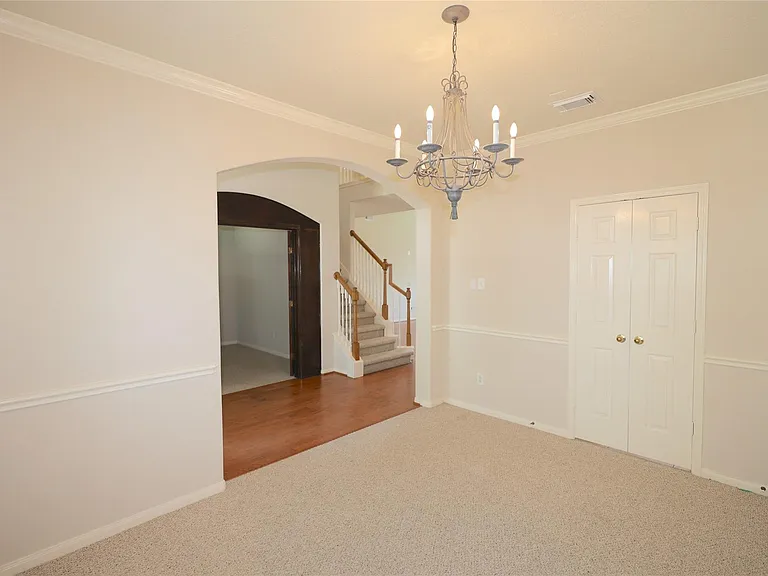 4810 Zachary Ln — Photo 3