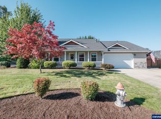 4913 Mimosa Cir, Sweet Home, OR 97386