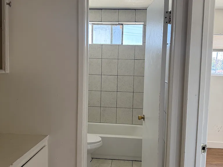 3502 Santa Fe Ave #1 — Photo 9