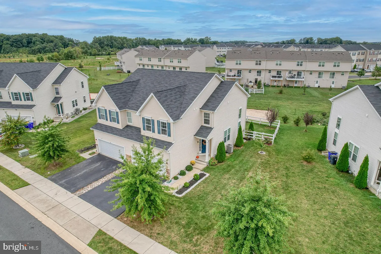 408 Galway Ct photo 1