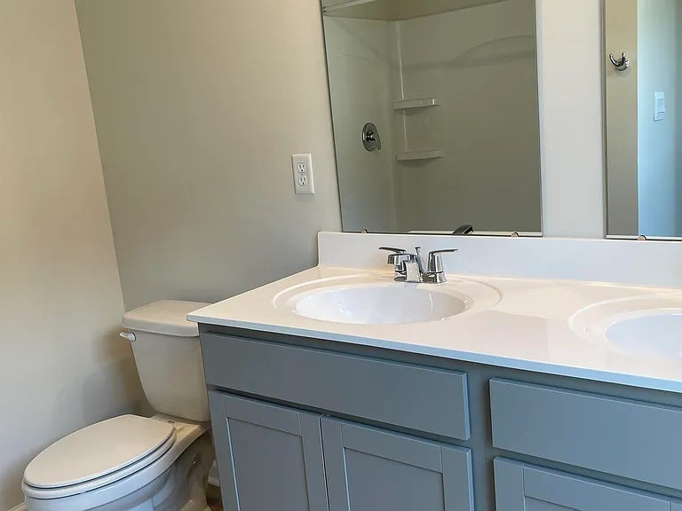 747 Hardman Dr — Photo 27