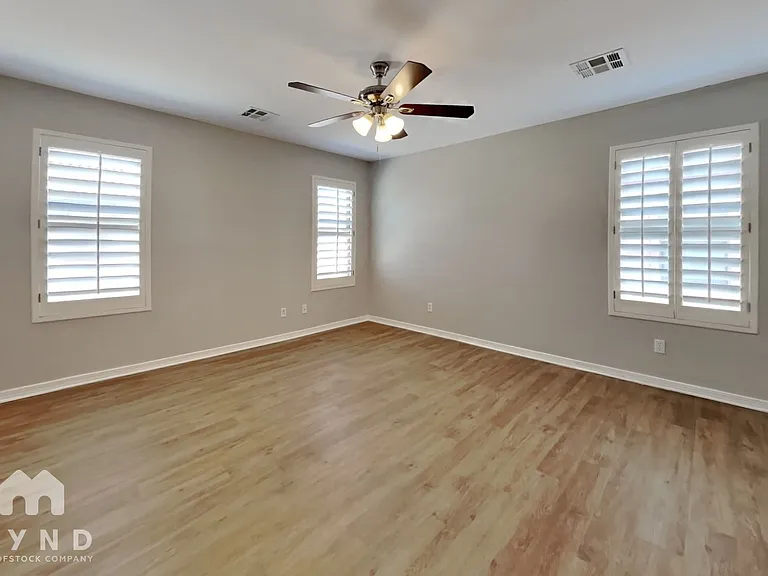 17524 W Mandalay Ln — Photo 6