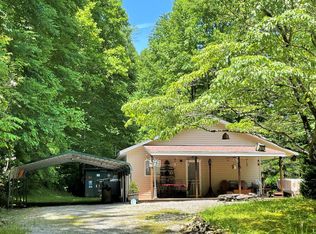 606 Camp Branch Rd, Whittier, NC 28789