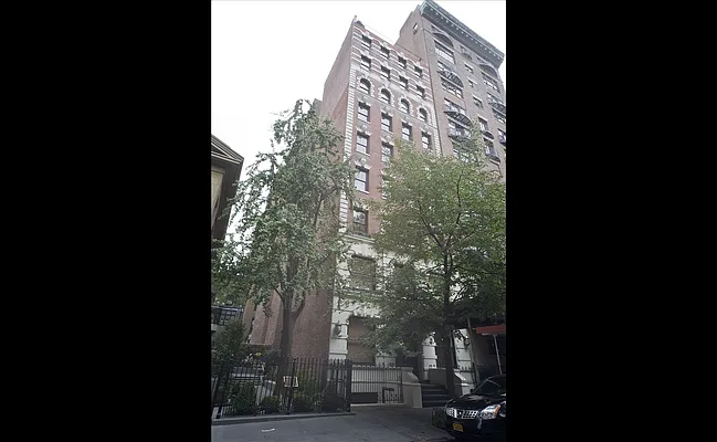 Sold by Douglas Elliman | media 10