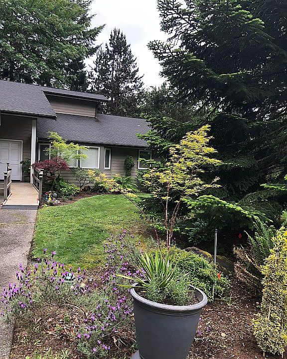 1st image of 1944 Golden Maples Ct NW
