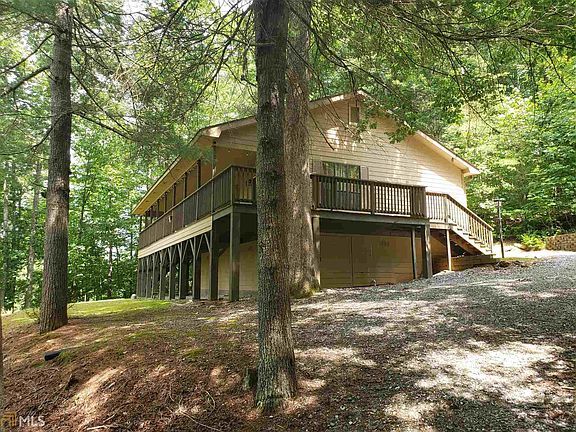 2nd image of 1490 Panorama Dr
