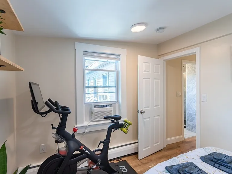 5 Everett Ct #2B — Photo 7
