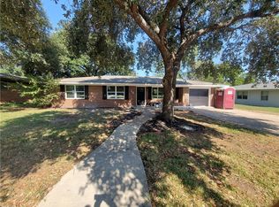 214 Helena St, Bryan, TX 77801