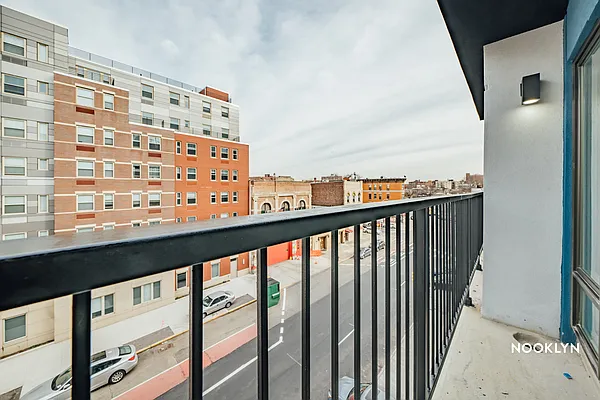 Rented by Nooklyn NYC LLC | media 13