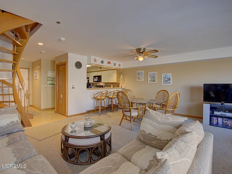 900 Ocean Ave #24 — Photo 8