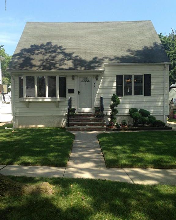1st image of 35 Bryson Ave