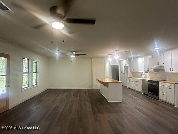 5th image of 8834 Gary Rd