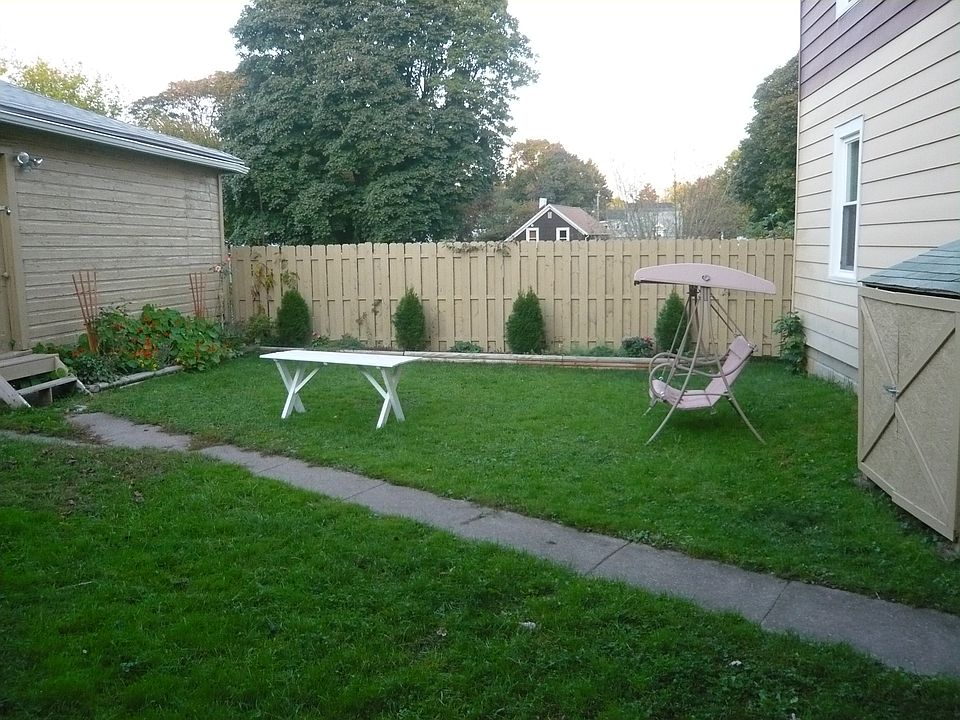 2nd image of 801 Caleb Ave