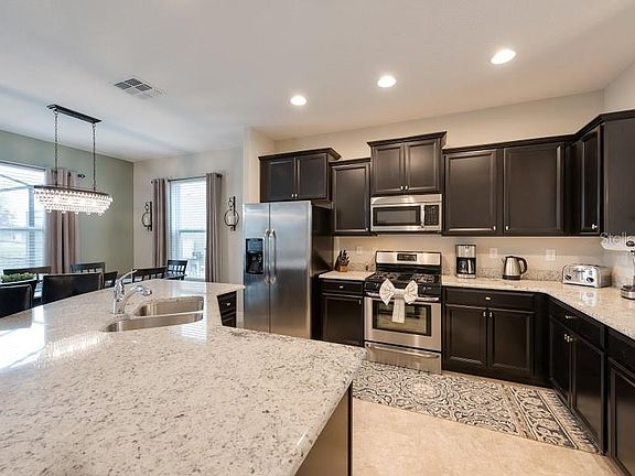 4th image of 5274 Wildwood Way