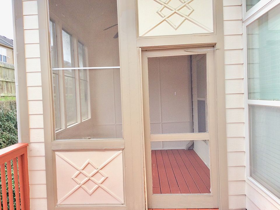 View Enclosed porch
