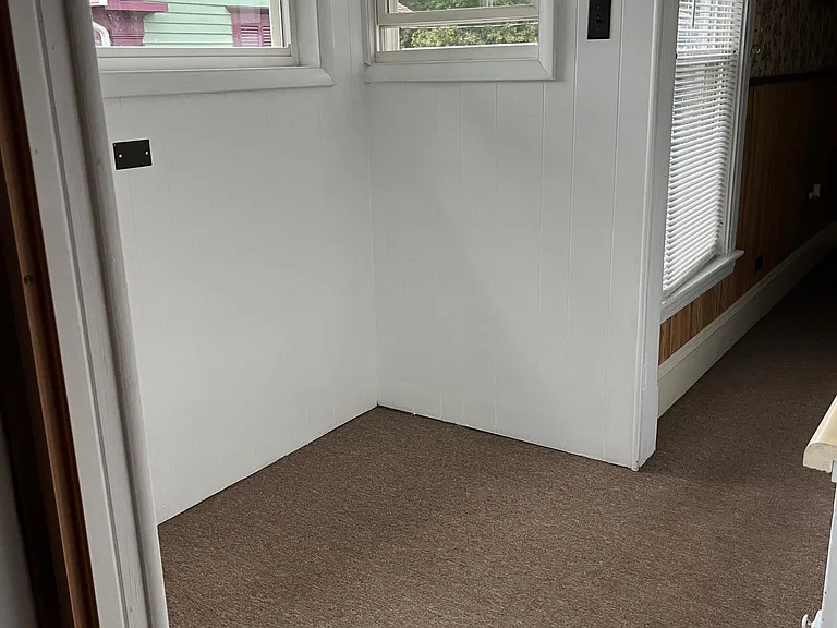 93 Maple St #202 — Photo 4