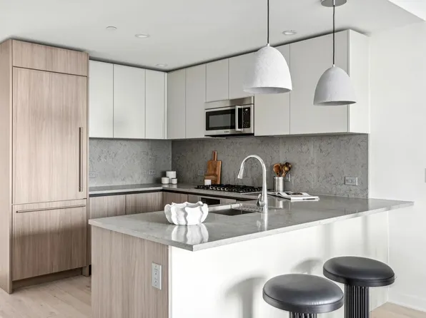 155 Bay St #905, Jersey City, NJ 07302