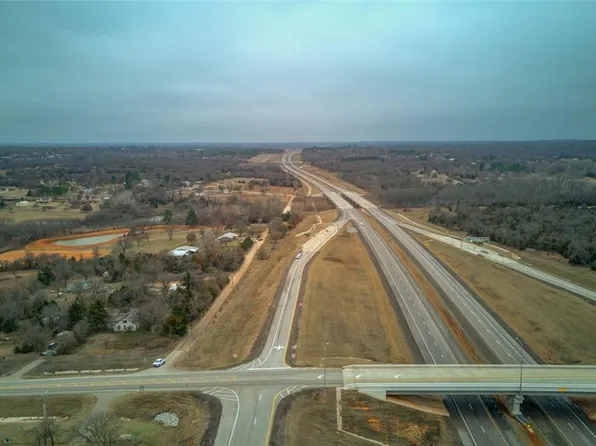 E Reno & Luther Rd, Harrah, OK 73045