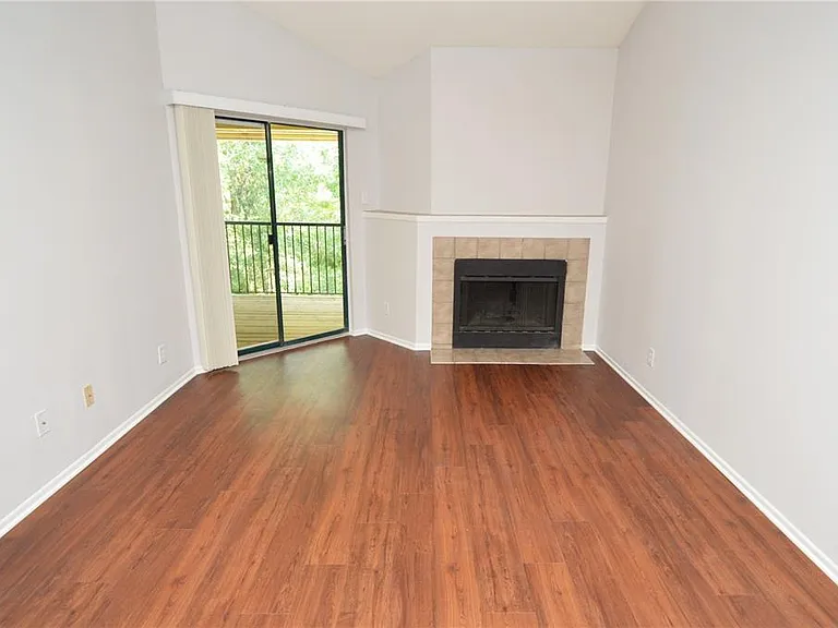 8630 Mallard Reserve Dr #205 — Photo 19