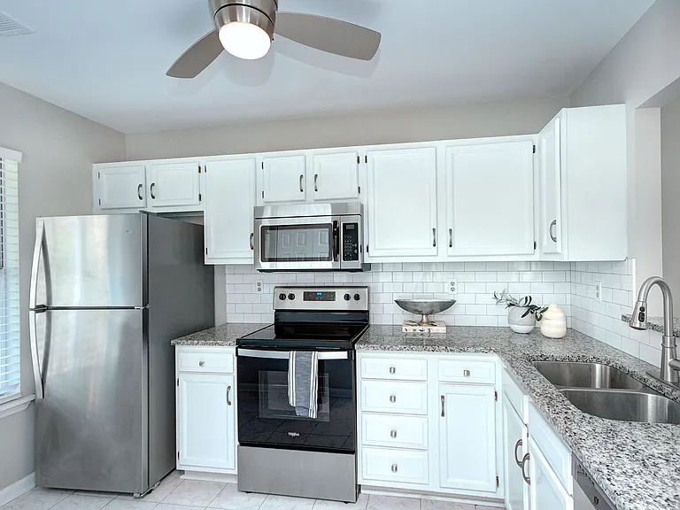 8268 Golf Ridge Dr — Photo 6