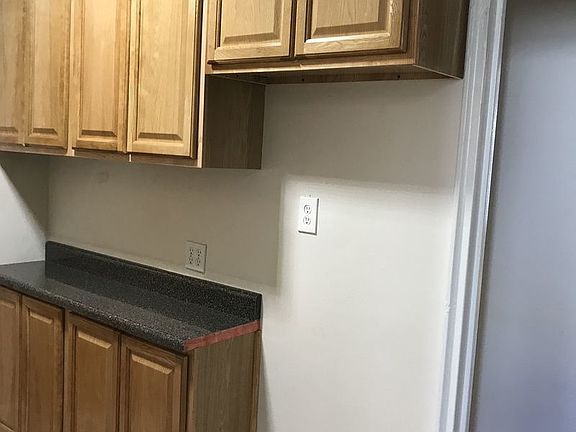 5th image of 2816 34th St APT 3K