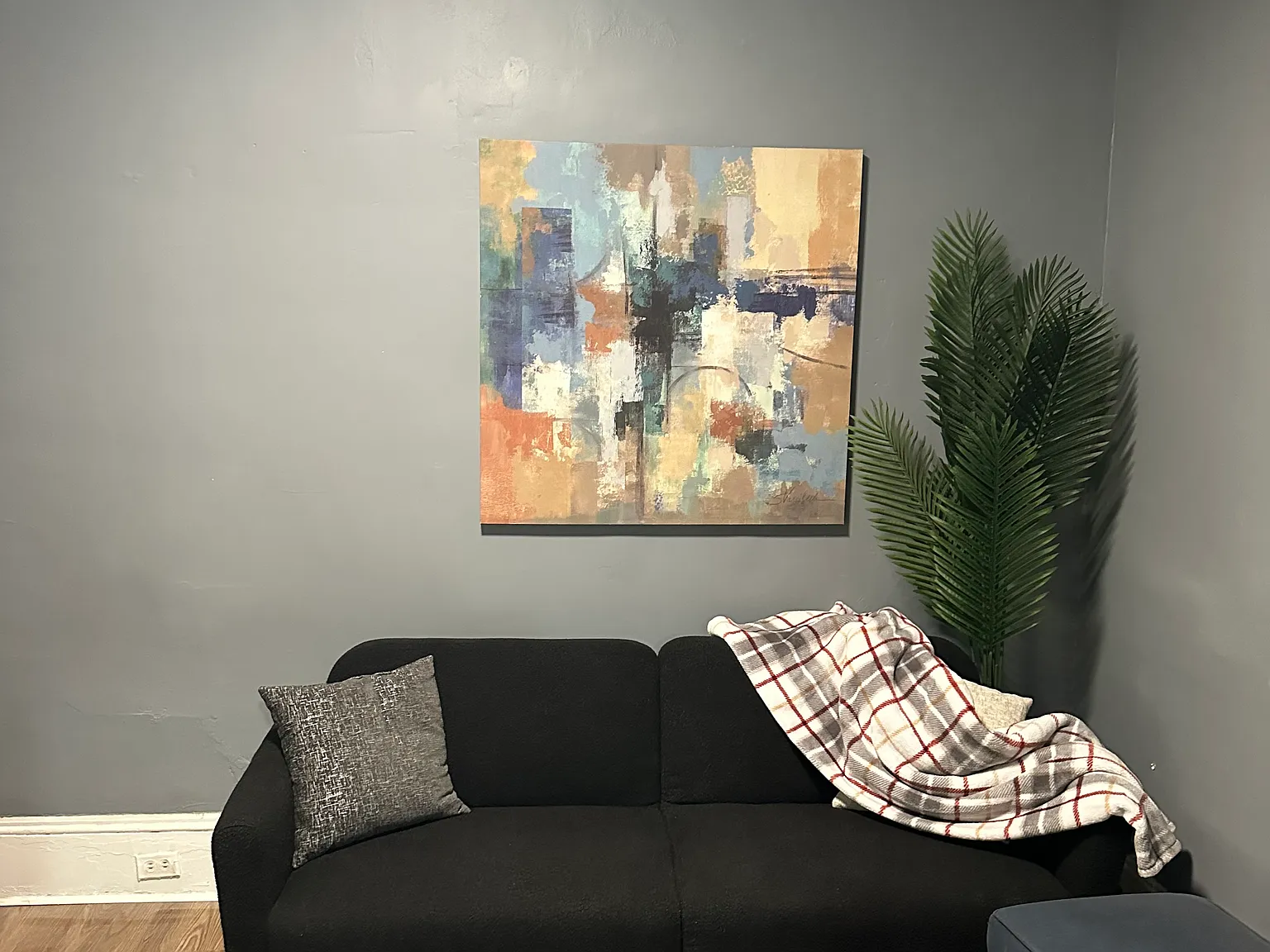 2 bed, 1596 sqft, $850 — Photo 2