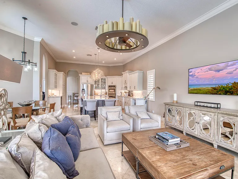 8801 Wellington View Dr — Photo 20