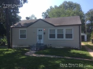 7700 Dusky Dr, Saint Louis, MO 63133