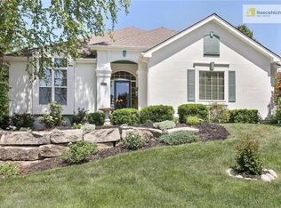 908 SW Haverford Ct, Lees Summit, MO 64081