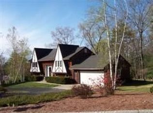 6 Masefield Rd, Nashua, NH 03062