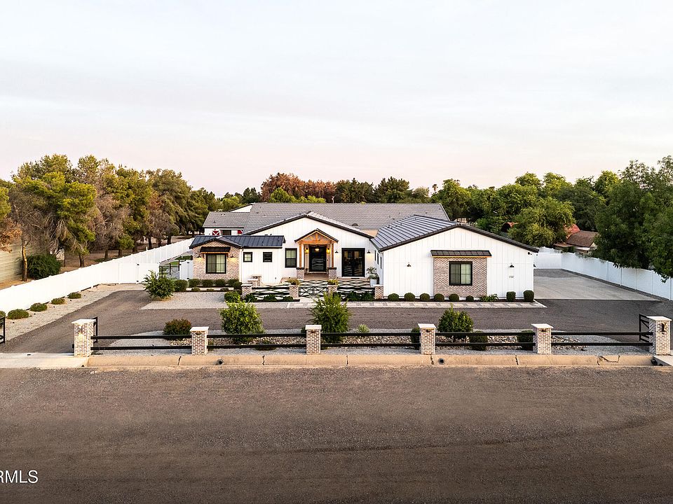 1st image of 17337 W PEORIA Avenue