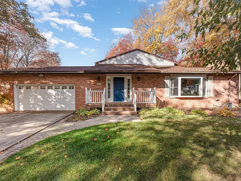 1st image of 1707 Brookfield Dr