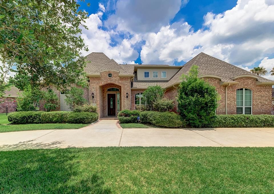 1st image of 3603 Lindhaven Dr