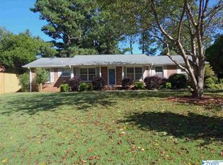 216 Jones Valley Dr SW, Huntsville, AL 35802